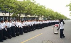 280名男生為唯一女生慶生，不要太幸福