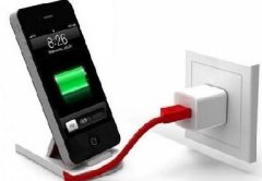 這8種最傷手機(jī)的充電方式你犯了嗎？